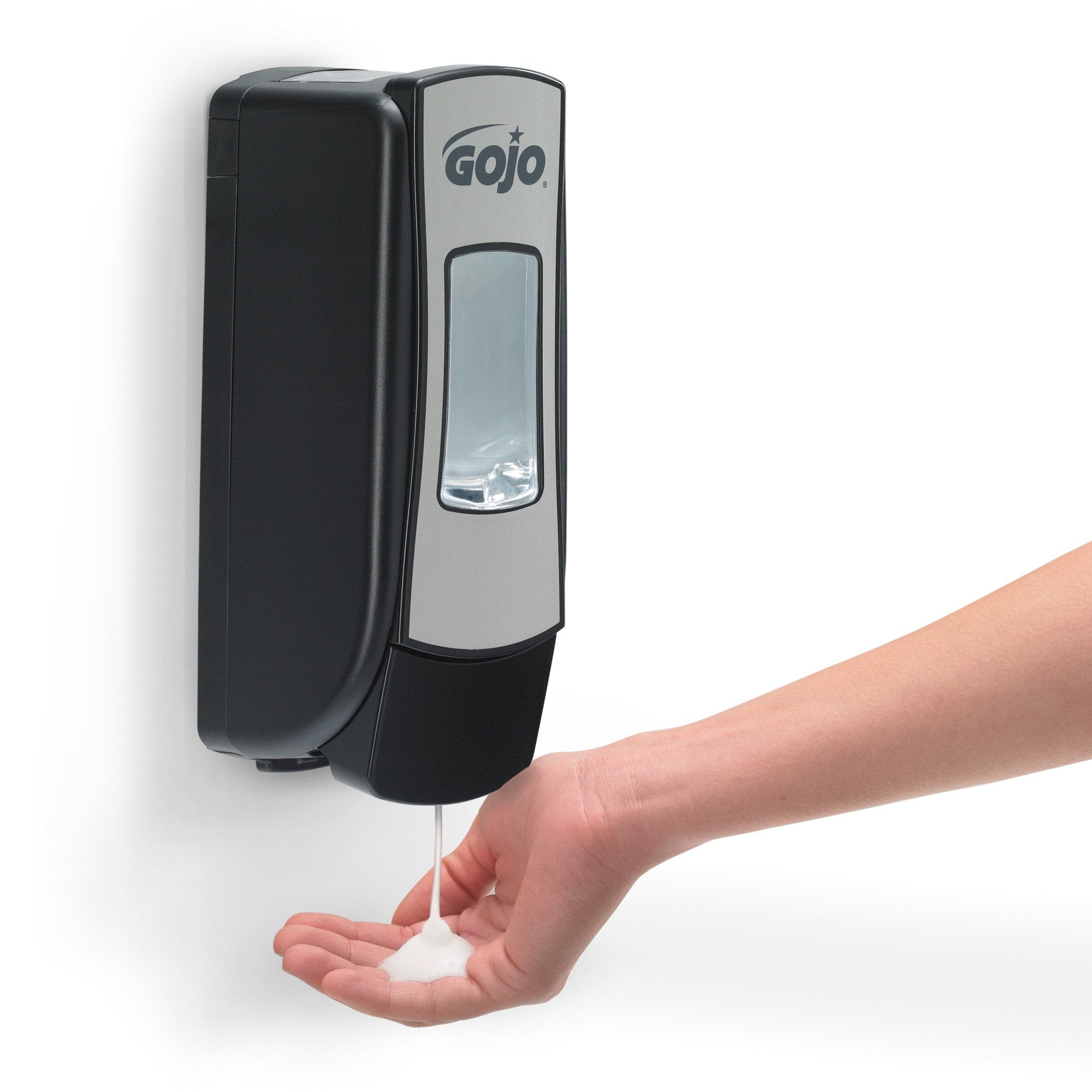 ISE International Singapore_GOJO® ADX-7™ Dispenser demonstration